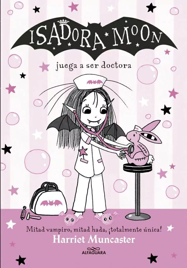 Isadora Moon Juega a Ser Doctora (13)