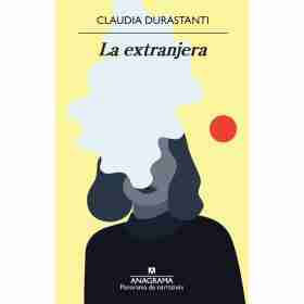 La Extranjera