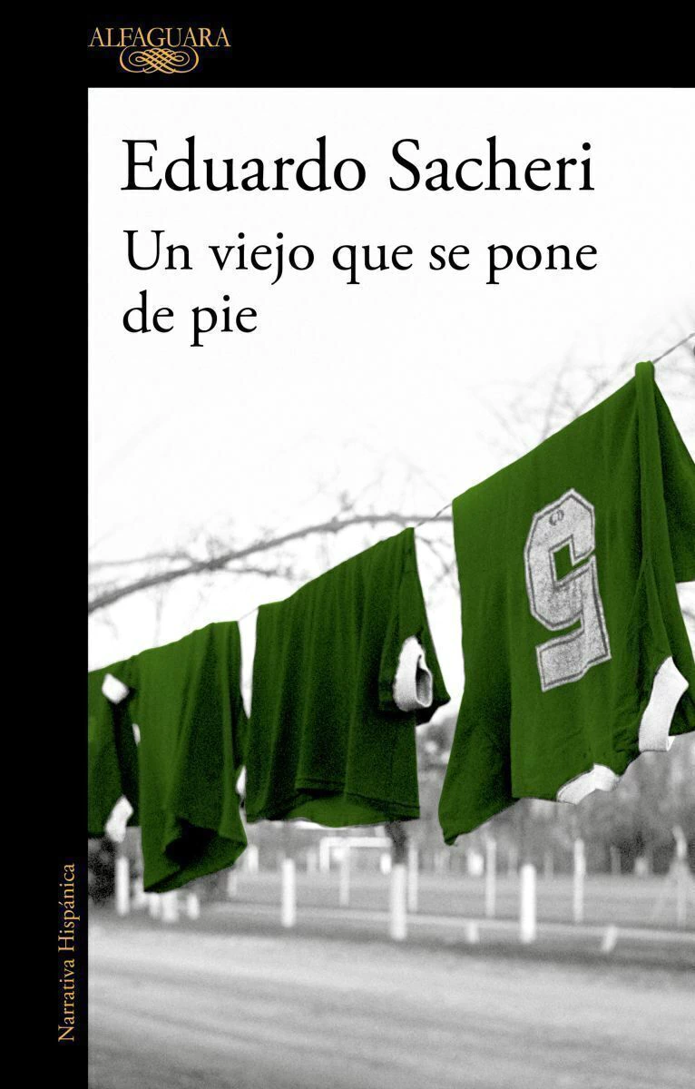 Un Viejo Que Se Pone De Pie