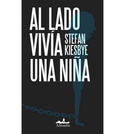 AL LADO VIVIA UNA NINA